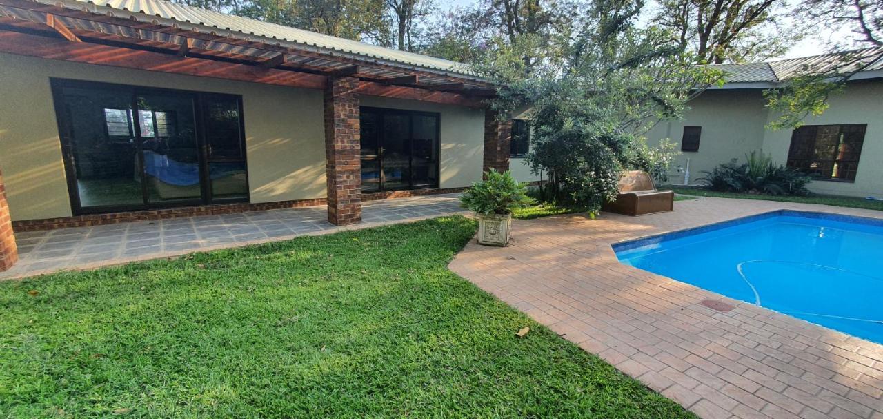 Honeybird Self Catering Accommodation 赫卢赫卢韦 外观 照片