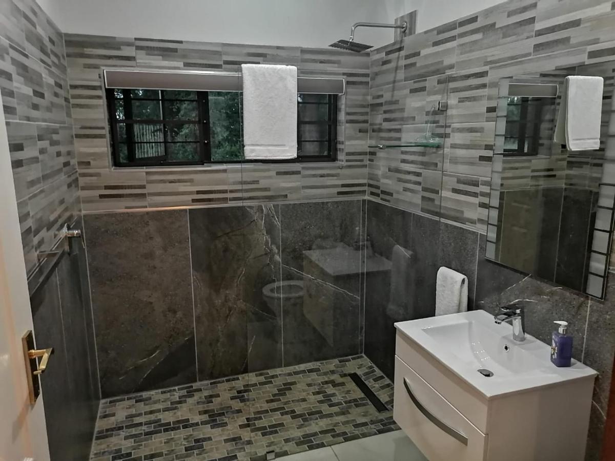 Honeybird Self Catering Accommodation 赫卢赫卢韦 外观 照片